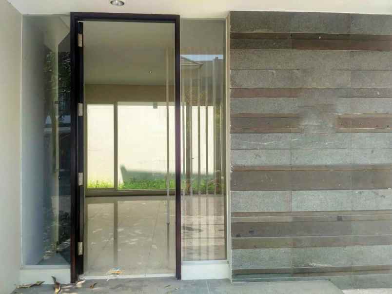 disewakan rumah pelican hill citraland