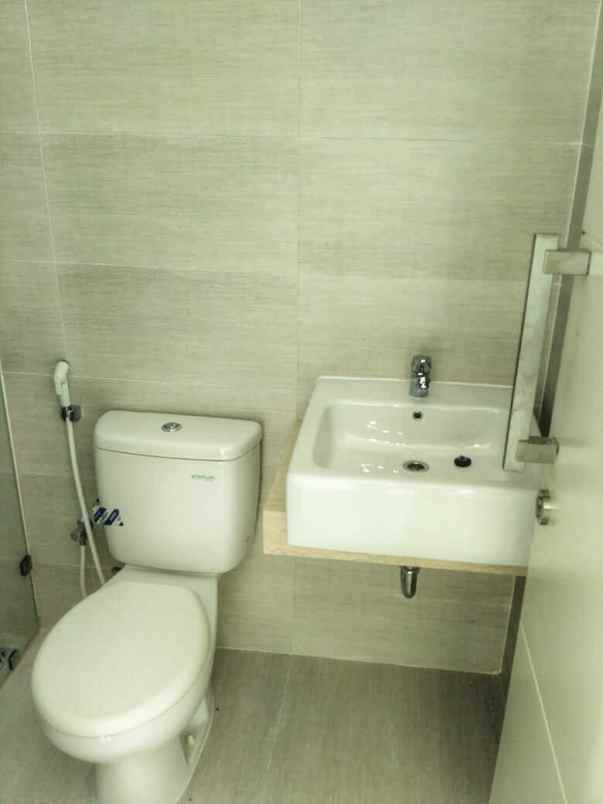 disewakan rumah pelican hill citraland