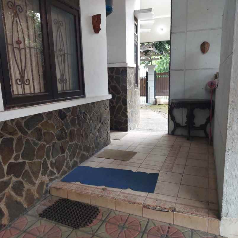 disewakan rumah pondok kelapa