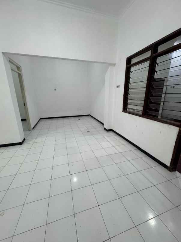 disewakan rumah wiguna gununganyar