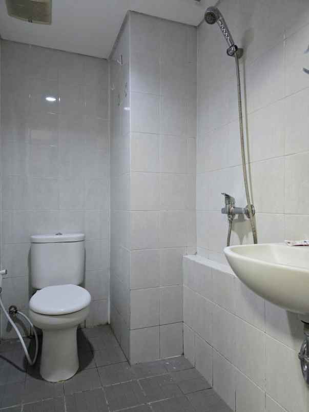 disewakan unit full furnish apartemen gunawangsa merr