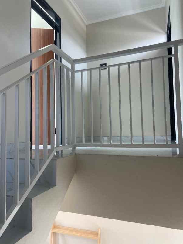 hunian nyaman strategis pekayon bekasi dekat galaxy