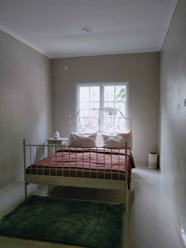 hunian villa dago ciputat