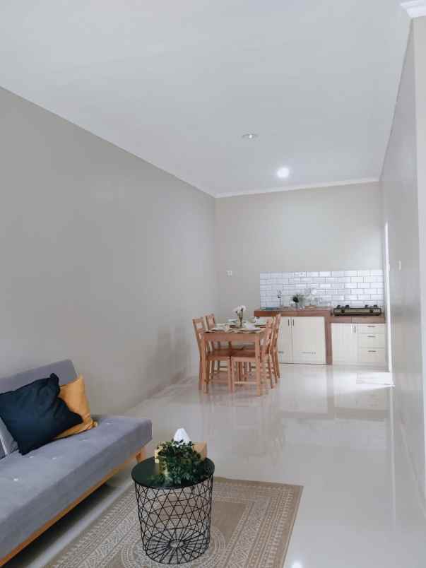 hunian villa dago ciputat