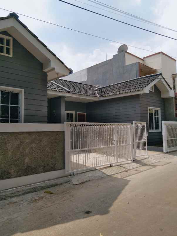 hunian villa dago ciputat