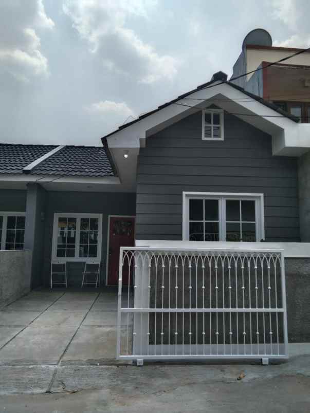 hunian villa dago ciputat