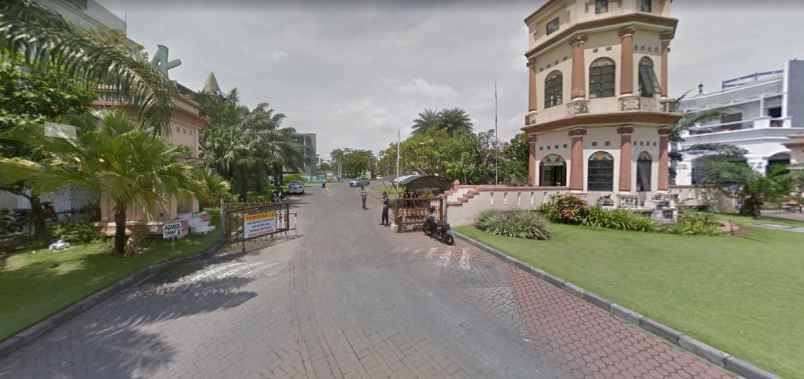 jarang ada rumah dengan 2 kamar di lantai 1