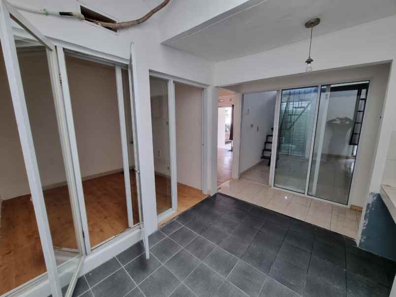 jarang ada rumah graha raya bintaro dibawah 1m