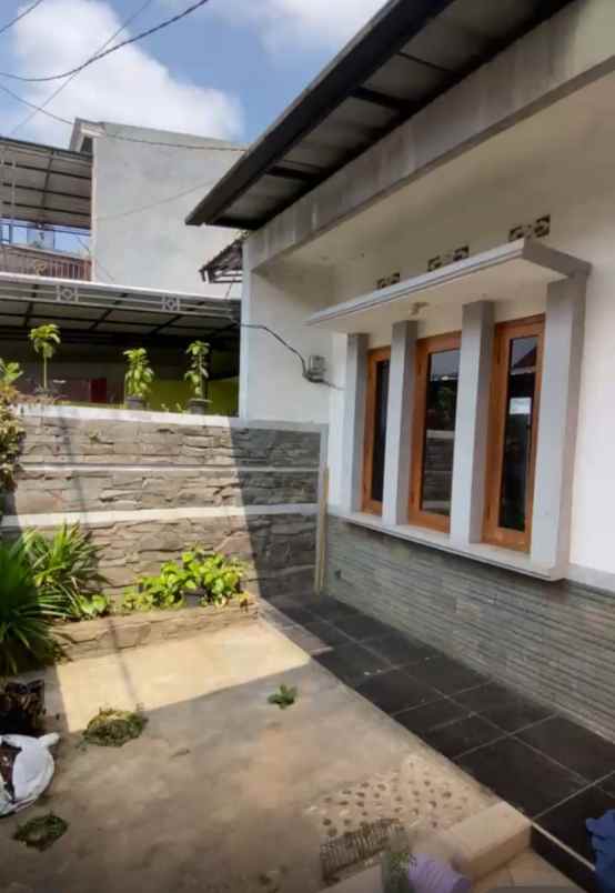 jual cepat rumah lokasi bagus di cluster cipageran