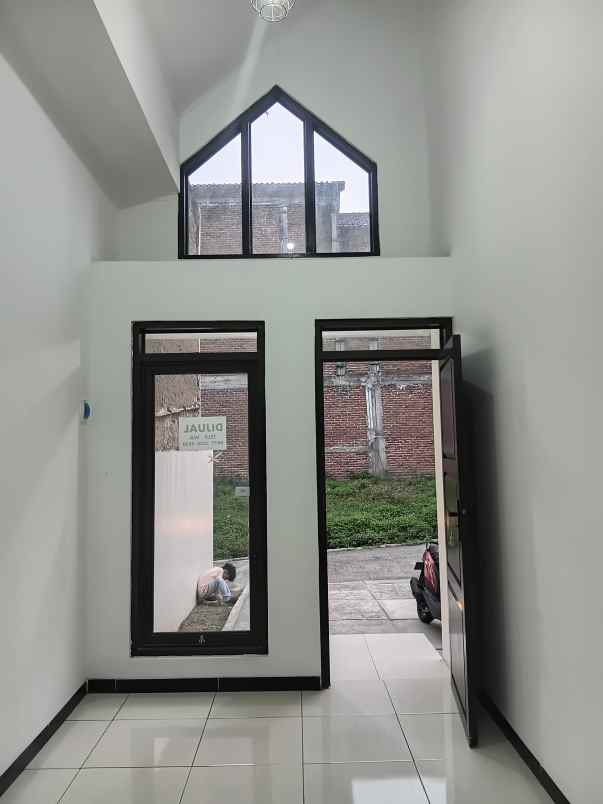 jual cepat rumah siap huni di kavling cipageran