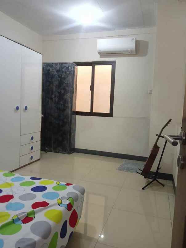jual ruko komplek di kedoya utara kebon jeruk jakarta