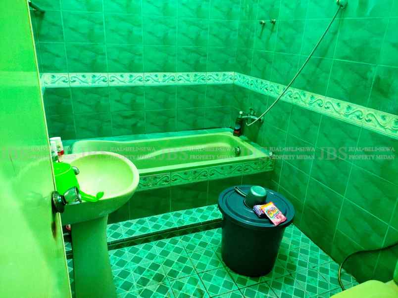 jual rumah 1 tingkat di jalan bunga tanjung xi medan