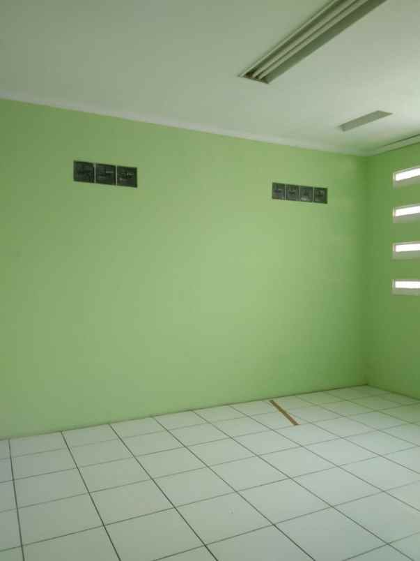 jual rumah hook dikomplek kavling dki pondok kelapa