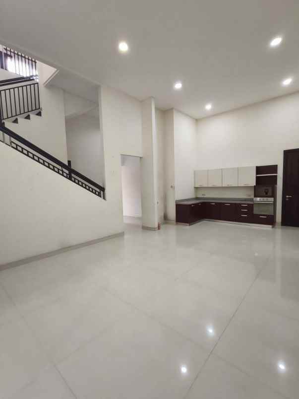 jual rumah jl dharmahusada mas surabaya