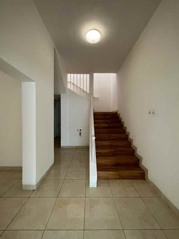 jual rumah mewah hook di brawijaya kebayoran baru
