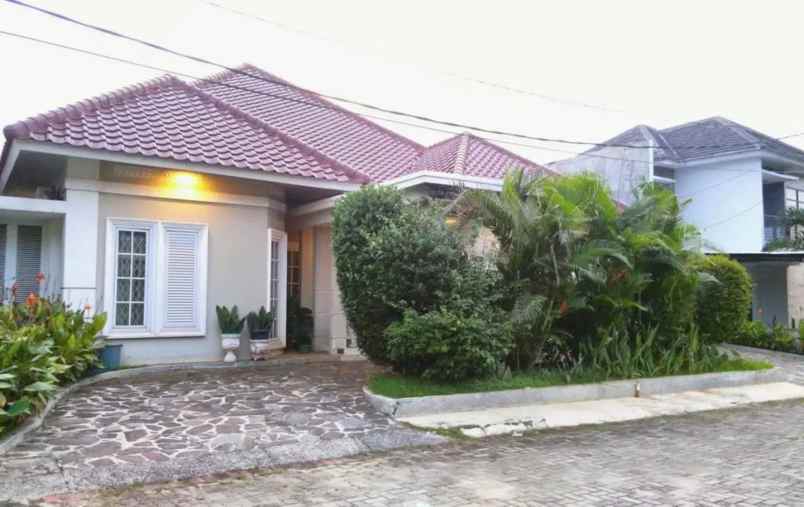 jual rumah mewah siap huni di ceger asri jakarta timur