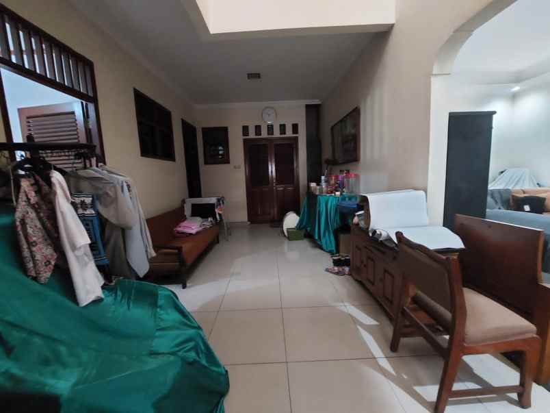 jual rumah siap huni di kemanggisan jakarta barat