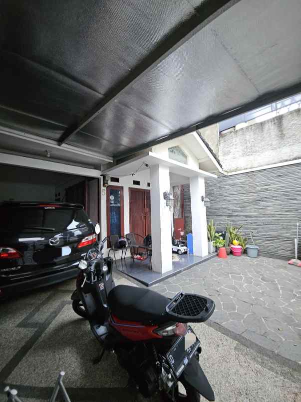 jual rumah strategis cikutra cibeunying kidul cicadas