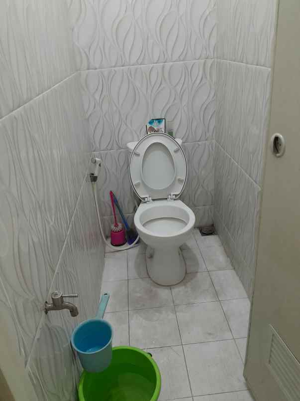 jual rumah taman palem lestari jak bar