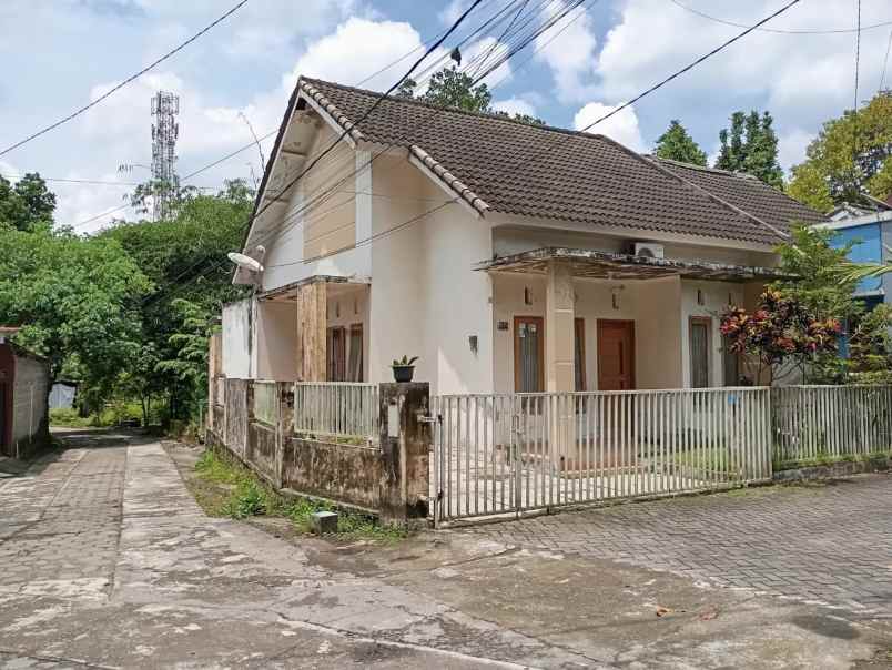 murah rumah hook di gito gati belakang masjid suciati