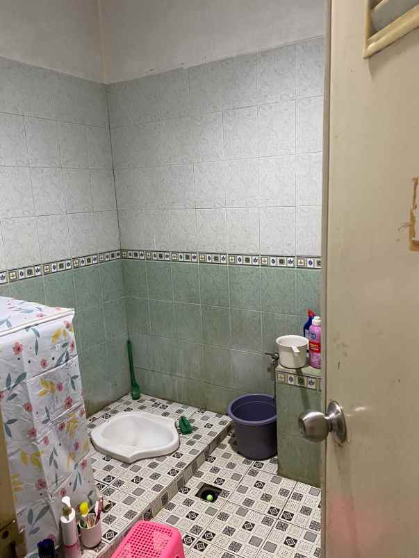 nego keras rumah siap huni lokasi bagus di cipageran