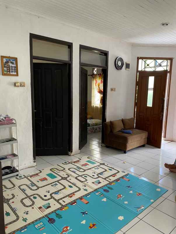 nego keras rumah siap huni lokasi bagus di cipageran