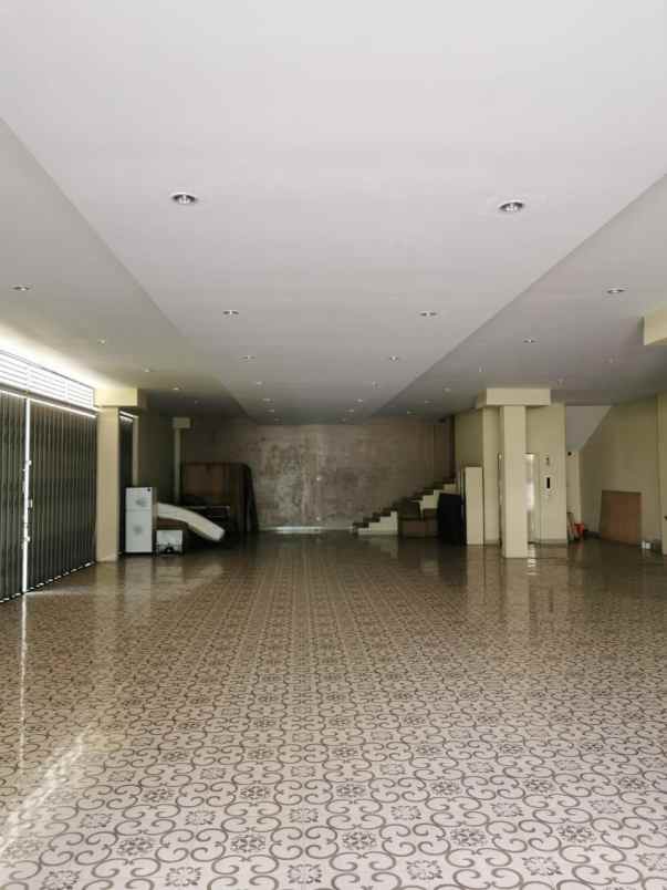 prime commercial building ruko imam bonjol