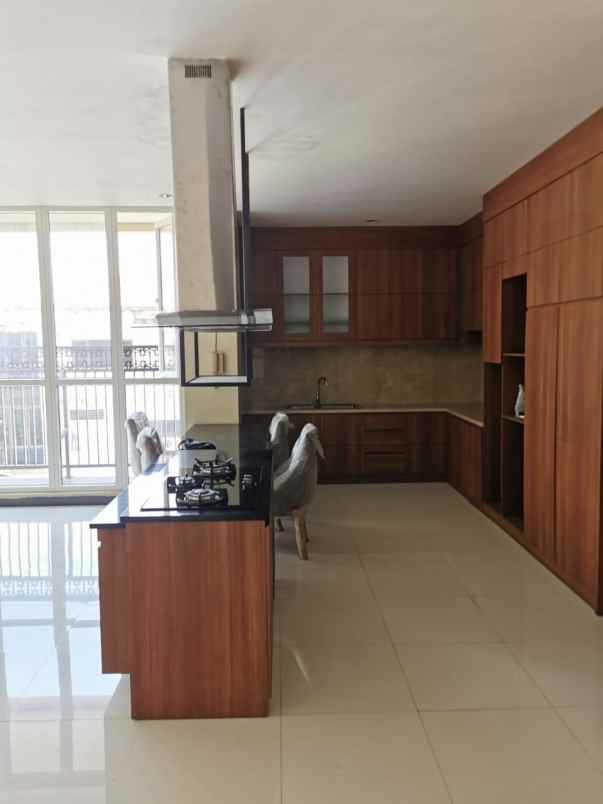 prime commercial building ruko imam bonjol