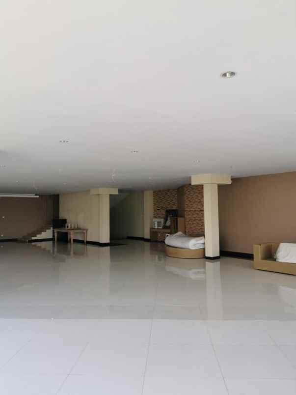 prime commercial building ruko imam bonjol