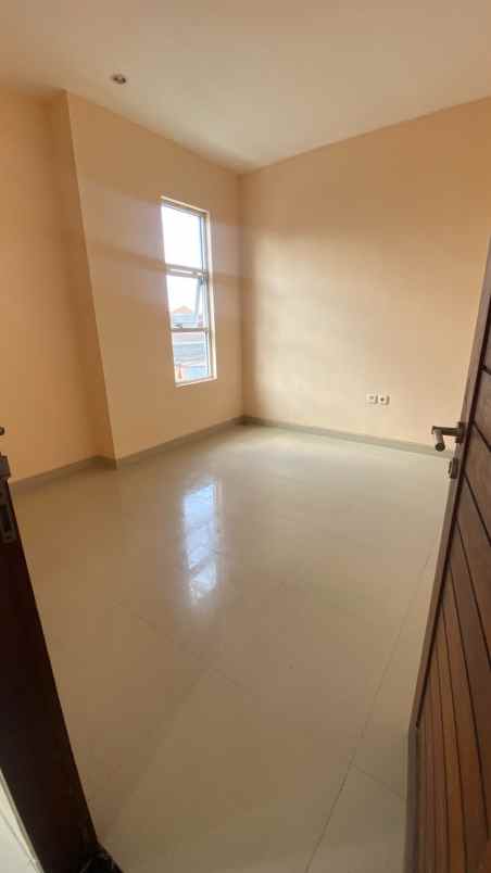 ruko 2 lantai dalung for rent