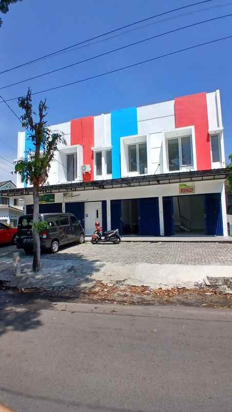 ruko 2 lantai lokasi di purwantoro kota malang