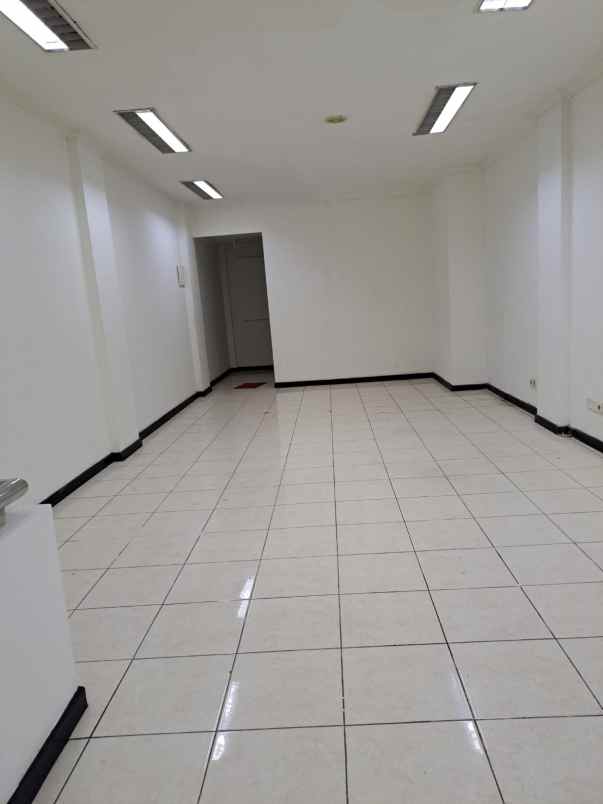 ruko 4 lantai area bisnis pondok indah