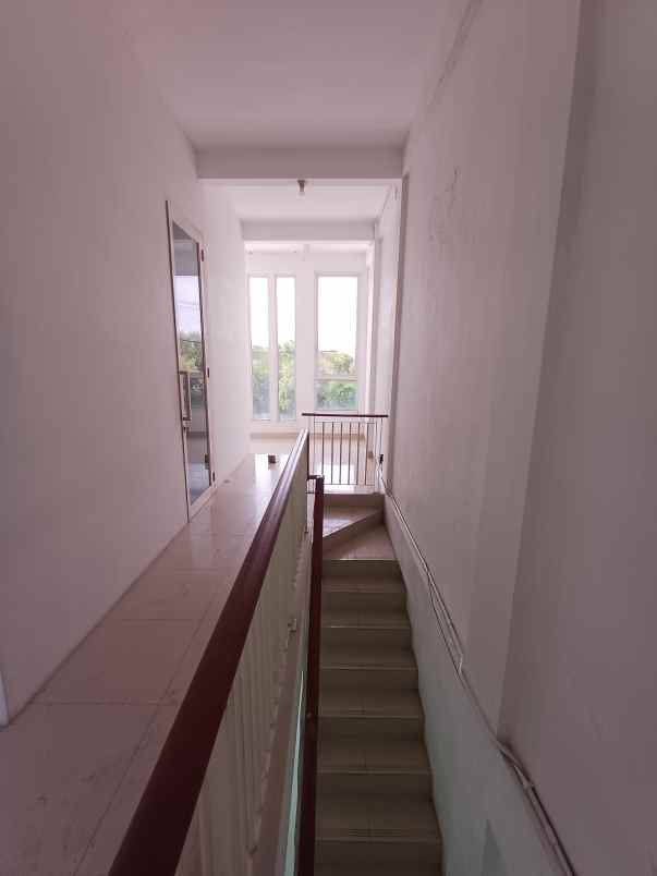 ruko bizhome pakuwon city