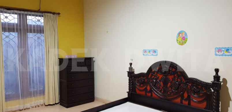 ruko gudang kantor jalan surapati