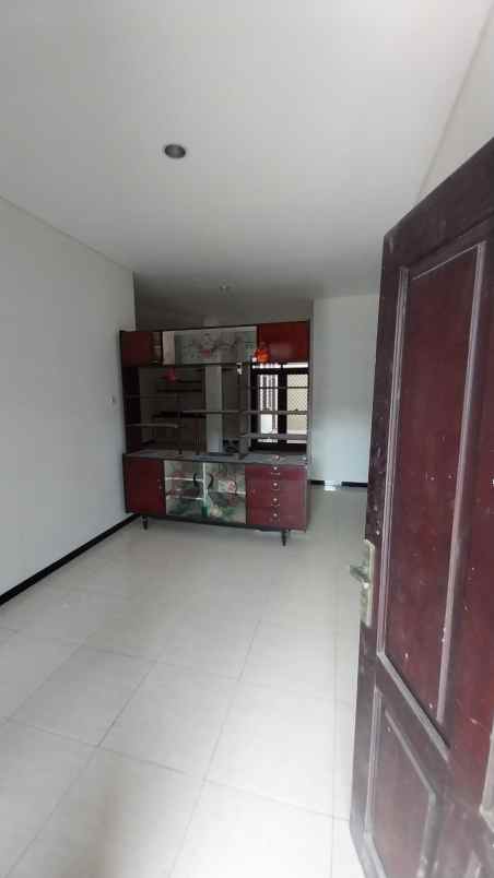 rumah 1 lantai lebar 9 siap huni darmo satelit