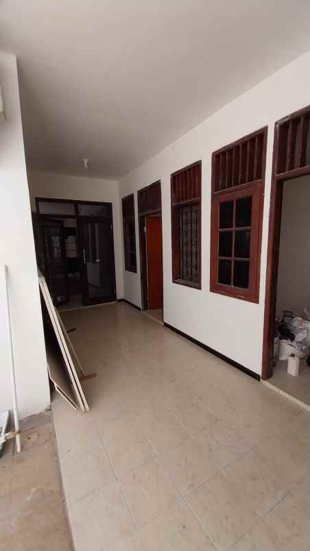 rumah 1 lantai lebar 9 siap huni darmo satelit