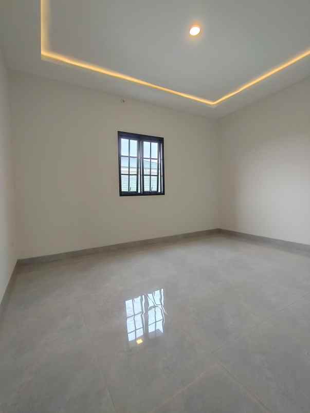 rumah 2 lantai modern minimalis di cipayung jaktim