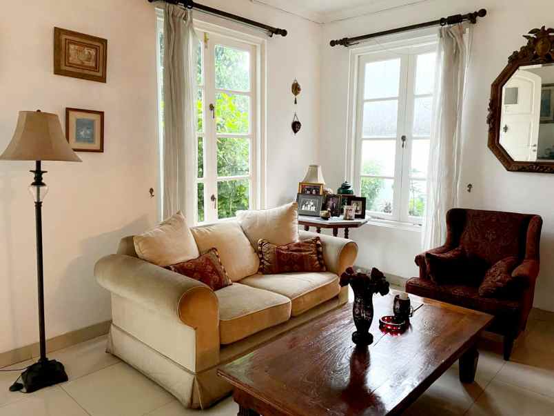 rumah bagus siap huni di taman provence bsd tangsel