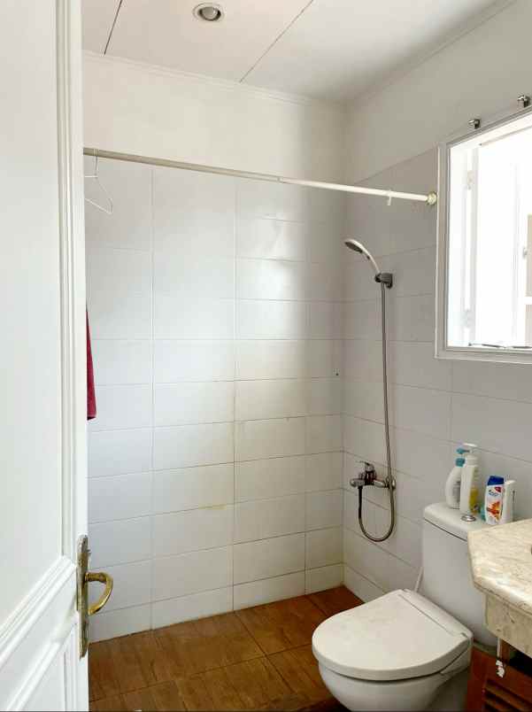 rumah bagus siap huni di taman provence bsd tangsel