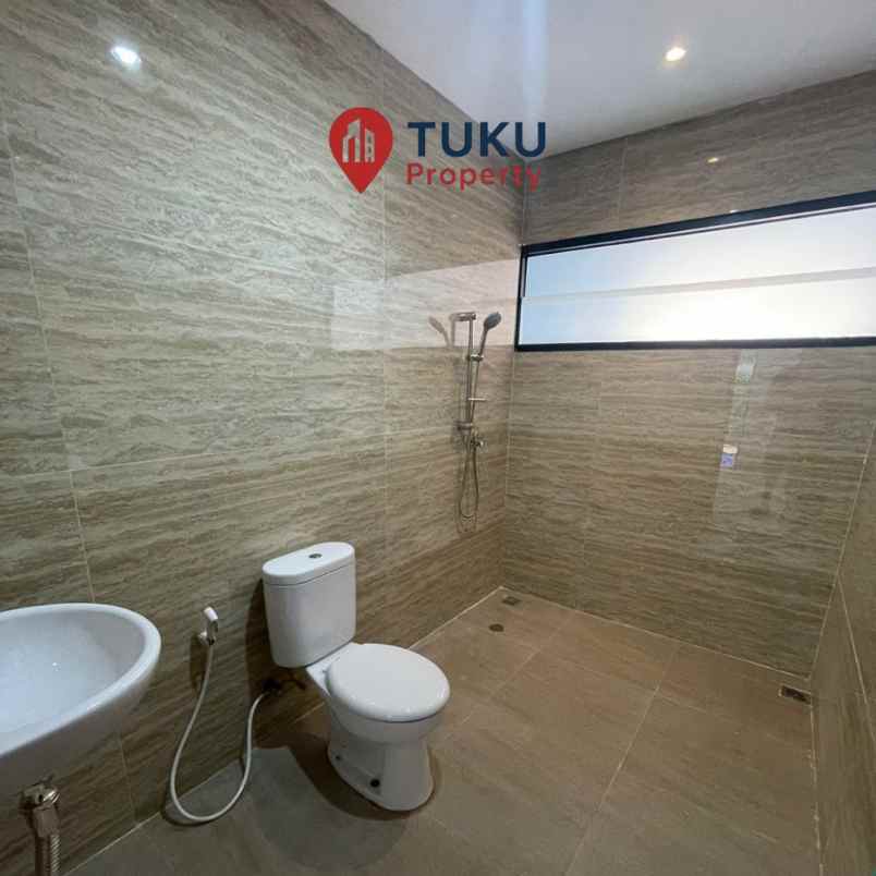 rumah bangunan baru di mertilang bintaro 9
