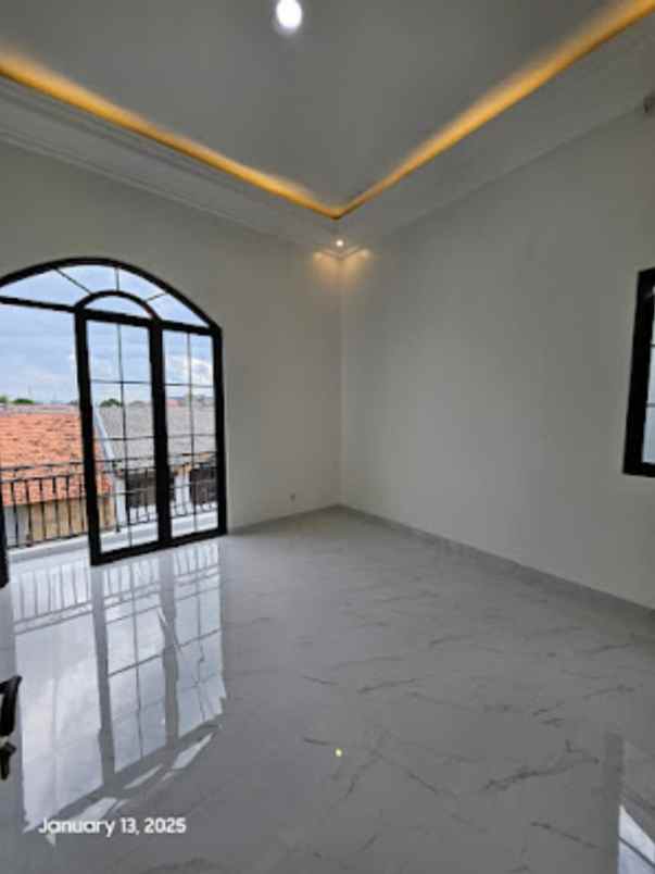 rumah baru american classic di cinere depok