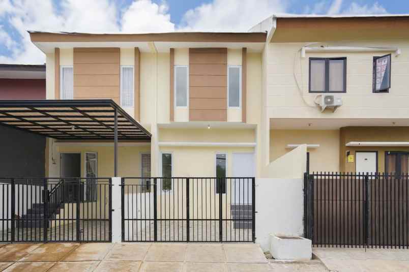 rumah baru dalam komplek di rawalumbu bekasi kota