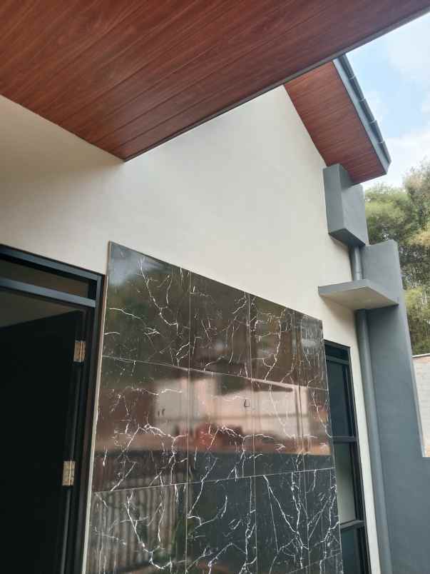 rumah baru shm ready siap huni bisa kpr sekitar unnes