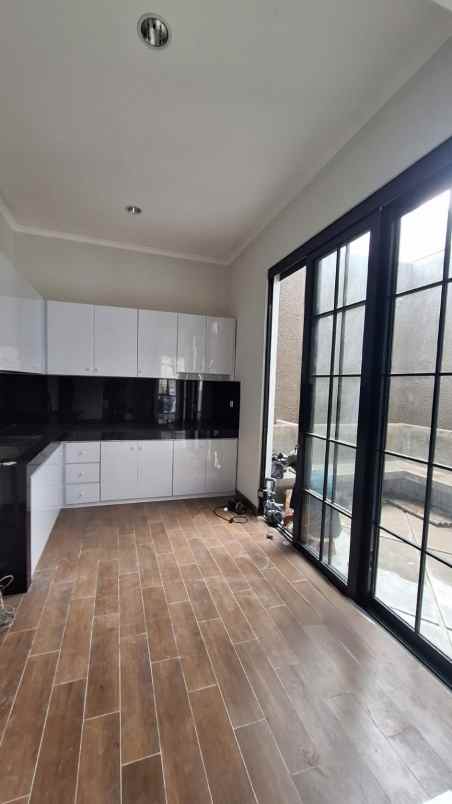 rumah baru siap huni area turangga buah batu bandung