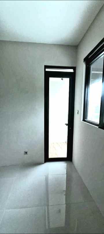 rumah baru siap huni cisaranten buah batu kota bandung