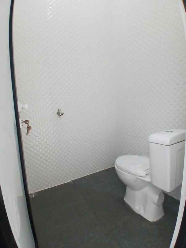 rumah baru siap huni di harapan indah 1 bekasi