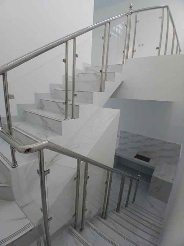 rumah baru siap huni di harapan indah 1 bekasi