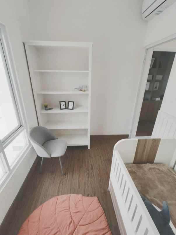 rumah berdesain bali di sukamaju