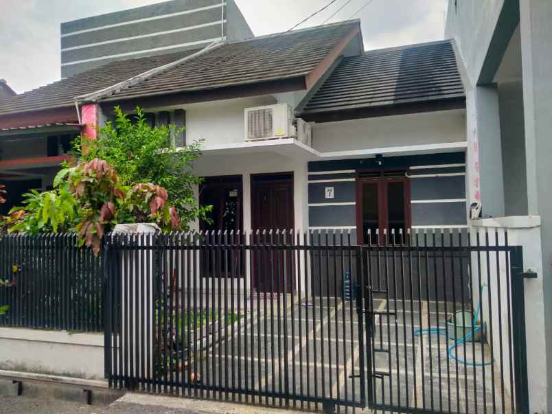 rumah cisaranten kulon arcamanik