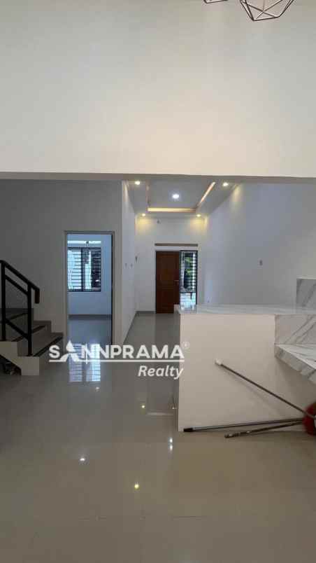 rumah cluster 2 lantai di pamulang tang sel
